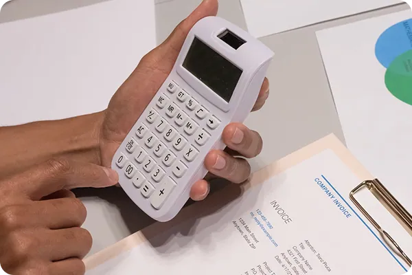 Invoice factoring services to improve business cash flow